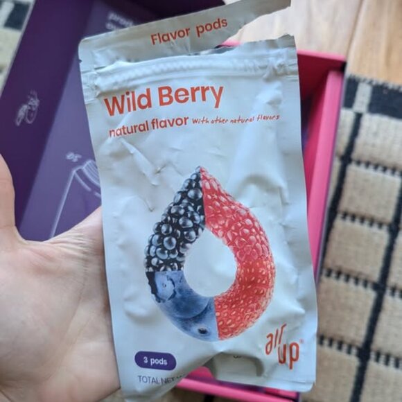 Pink AirUp Water Bottle - Picture 4 of 6